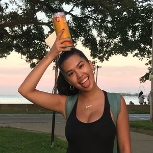 Meet your Posher, Izzy’s